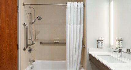 Holiday Inn Express Hotel & Suites Edmond Room Type - 1 King Standard Mobility Accessible Tub Holiday Inn Express Hotel & Suites Edmond Room Type - 1 King Standard Mobility Accessible Tub