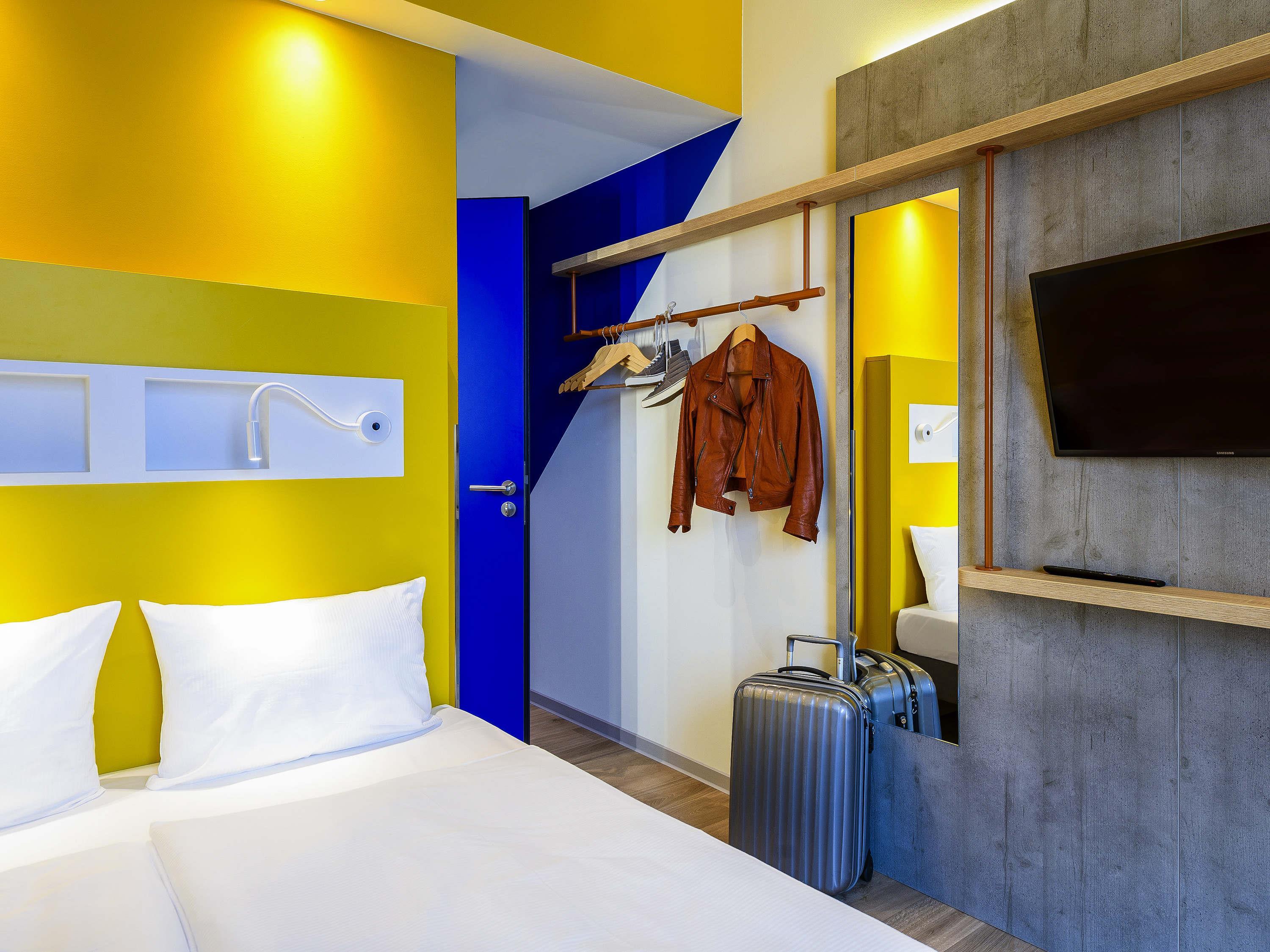 ibis budget Bremen City Center - Tap to explore photos