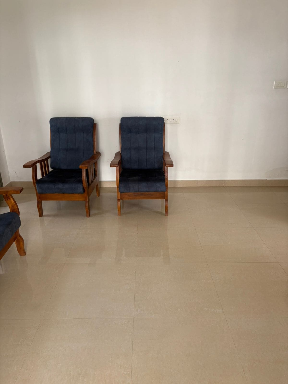 Bethel Woods 4BHK - Tap to explore photos