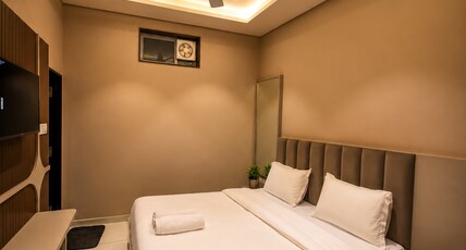 Geetanjali Villa Mount Abu Room Type - Deluxe AC Room