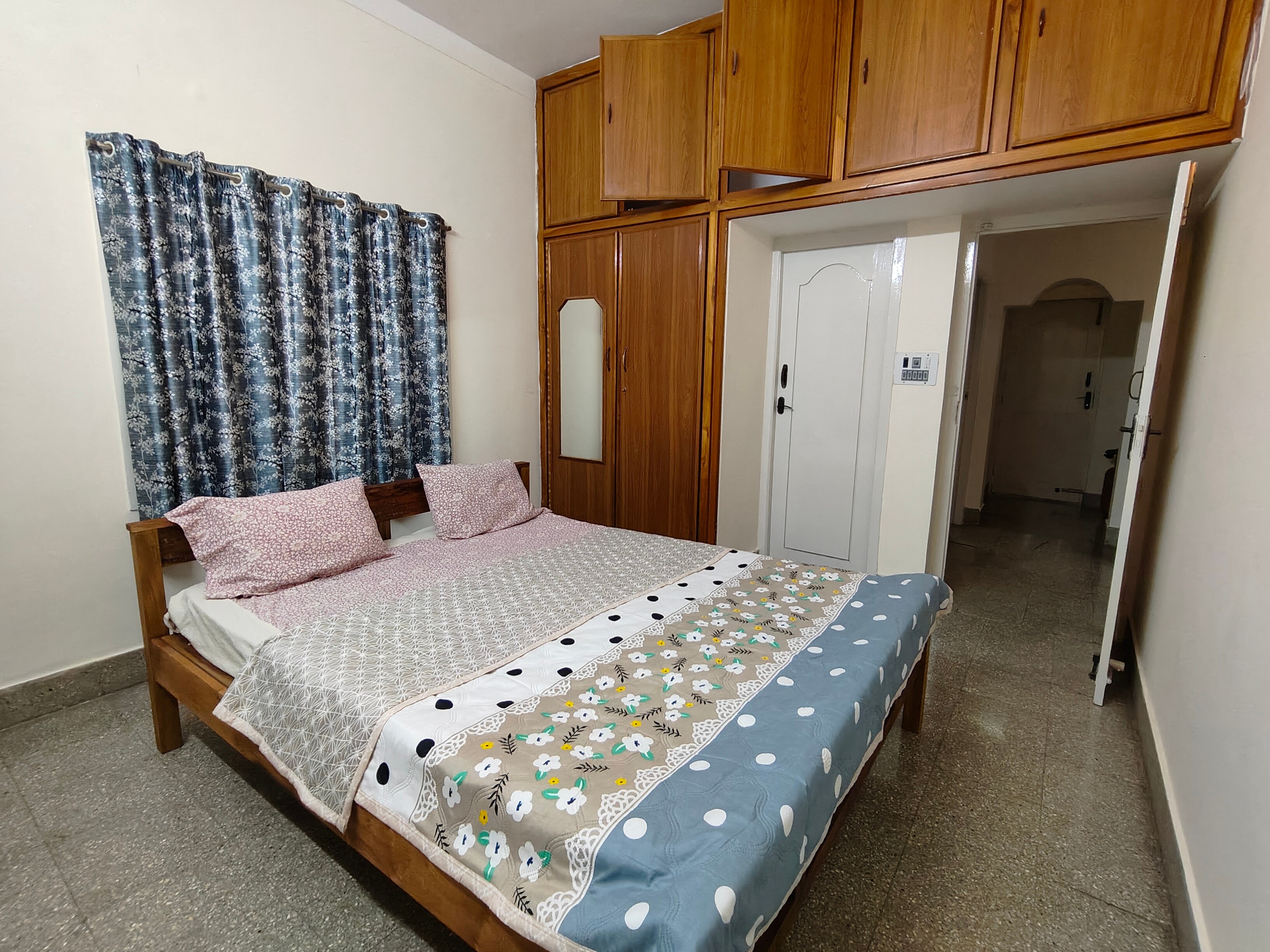 Prerena Villa - Tap to explore photos