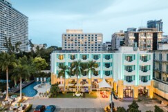Wave Hotel