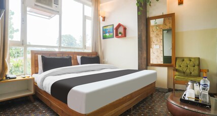 Super Collection O Pacific Mall Rajpur Road Formerly Comfort Inn Room Type - Classic