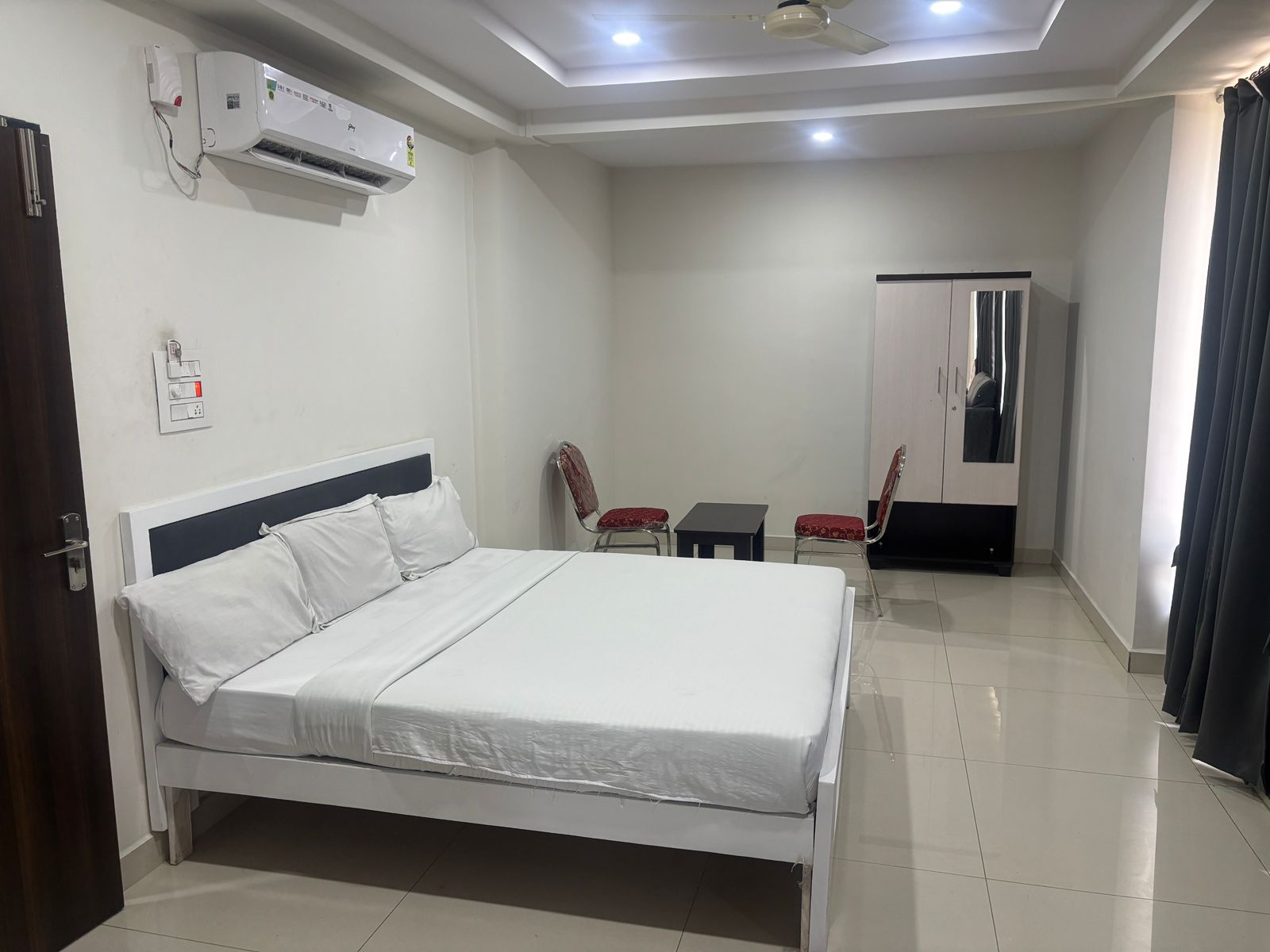 Hotel M G Elite, Hyderabad - Tap to explore photos