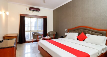 Hotel Chetan International Room Type - Deluxe Double AC