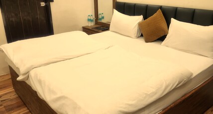 Hotel Gold- Inn Room Type - Delux Room
