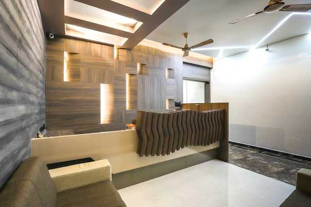 Hotel Matangi - Tap to explore photos