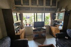 1BHK AC Apt. with shared Kitchen and Living Room Spaces in Chakraberia Ballygunge
