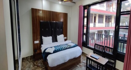 Hotel Bias Pushap Room Type - Premium Room