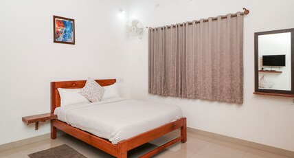 North Breeze Room Type - Deluxe Double Room