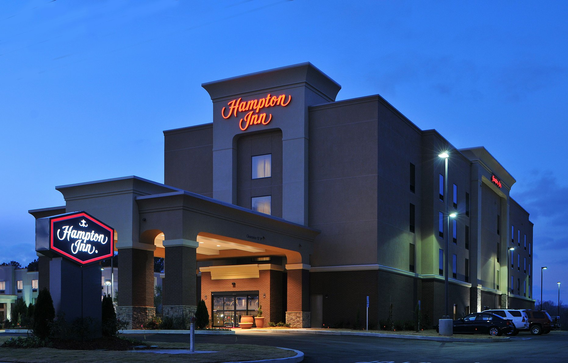 HAMPTON INN GADSDEN-ATTALLA I-59 - Tap to explore photos