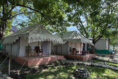Starry Night Stay