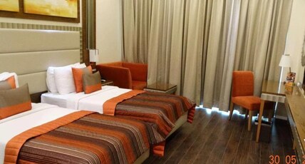 Ramada by Wyndham Gurgaon Central Room Type - 2 Single Beds Club Room, Non-Smoking