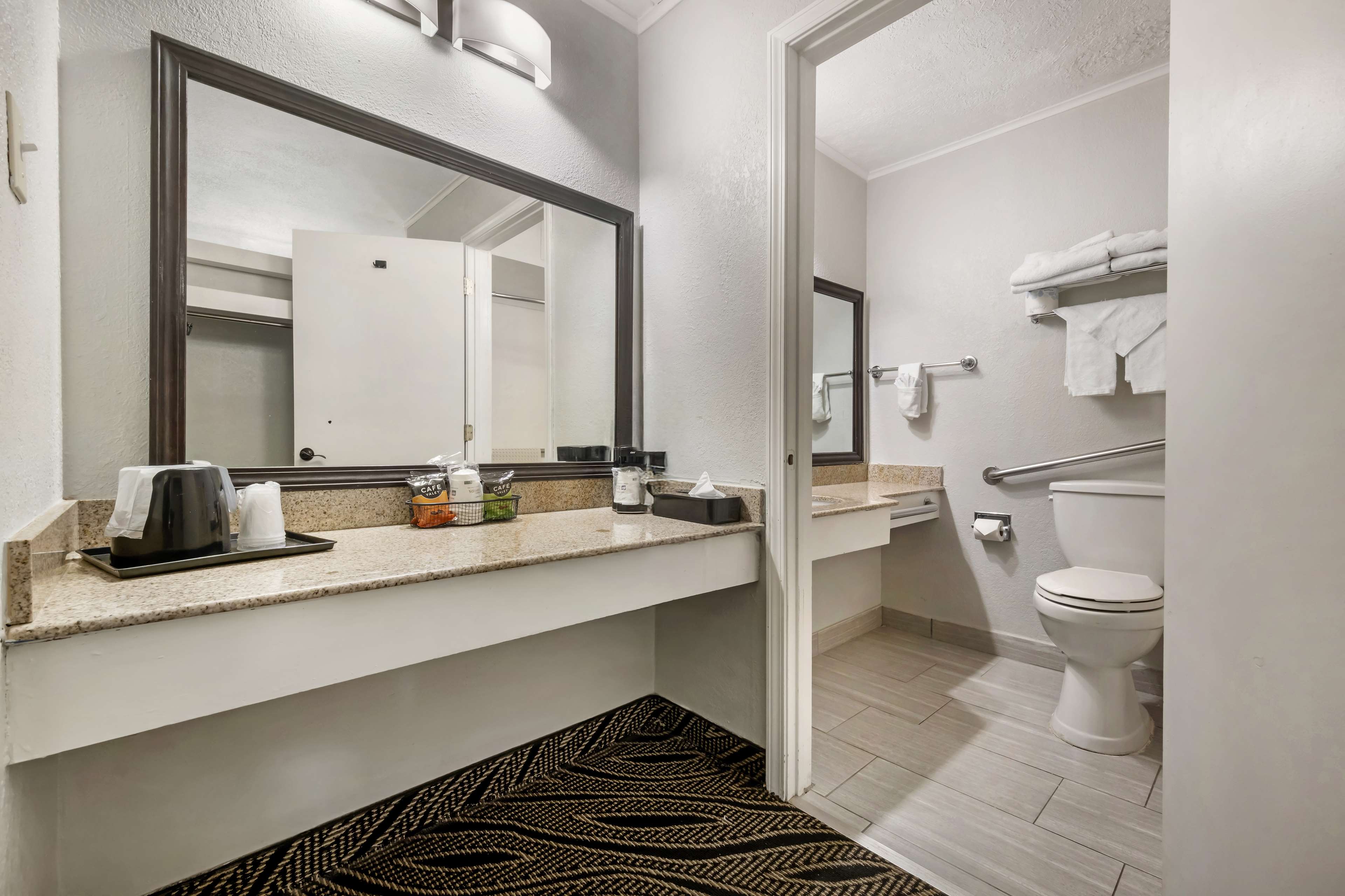 Best Western Red Carpet Inn - Tap to explore photos