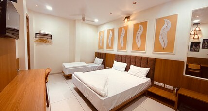 HOTEL MILAN HERITAGE Room Type - ROYAL ROOM