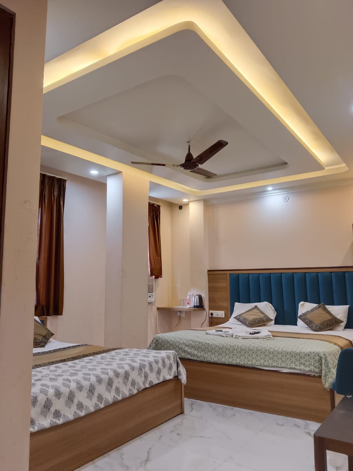 Hotel Shivalayam - Tap to explore photos