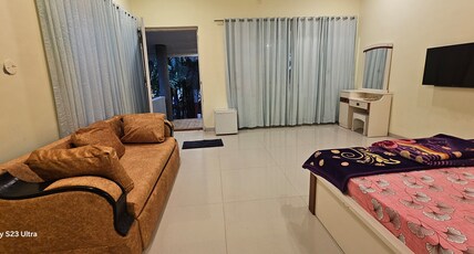 Greenland Agro Tourism Room Type - Luxury Room with Garden View King Bed