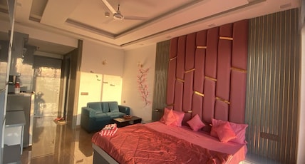 Pink Paradise Gaur City Centre Noida Room Type - Pink Paradise Gaur City Centre Noida