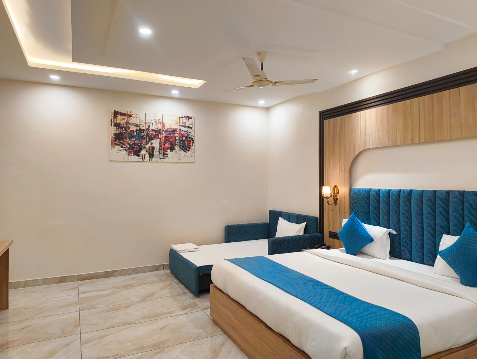 Hotel W Grand - A Boutique Hotel - Tap to explore photos