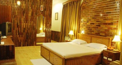 The Wild Crest Resort Room Type - Deluxe Pool Side Room