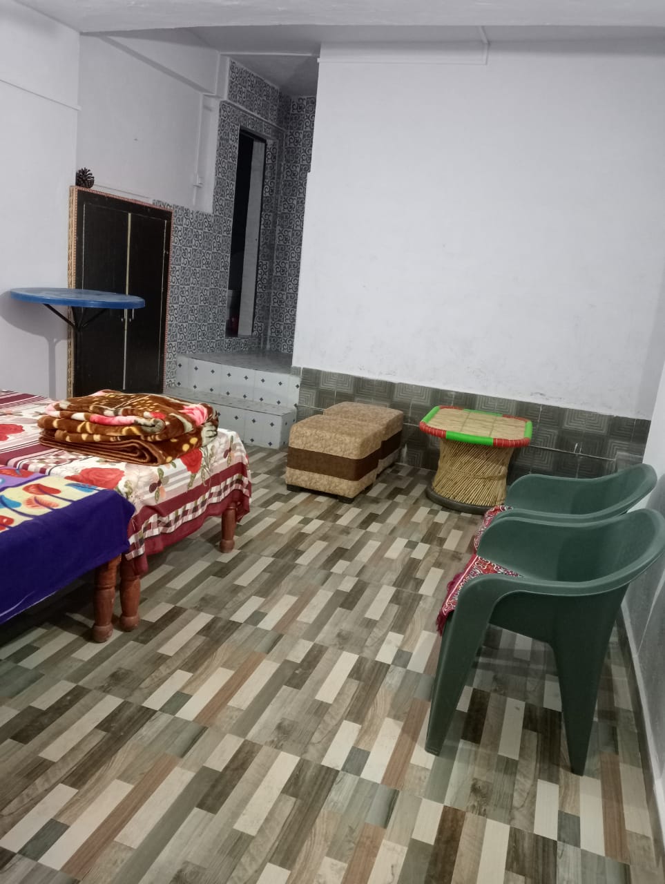 Aaradhya Home Stay - Tap to explore photos