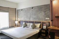 Archwood by Monte Villina