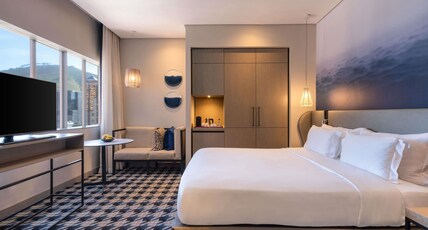 Pullman Cape Town City Centre Room Type - Classic Room with King bed