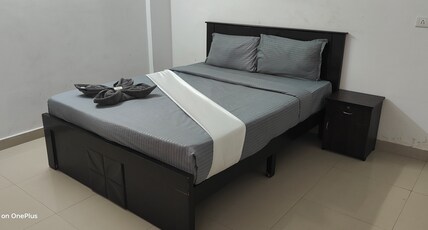Hotel Jubilant Stays Room Type - Deluxe Triple Room