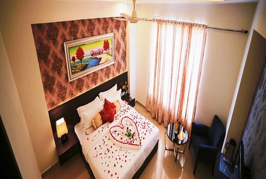 Prabhaa Grand Inn