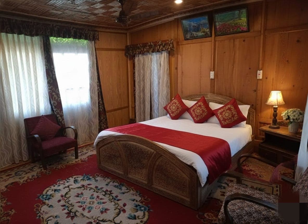 Houseboat New Balmoralcaste - Tap to explore photos