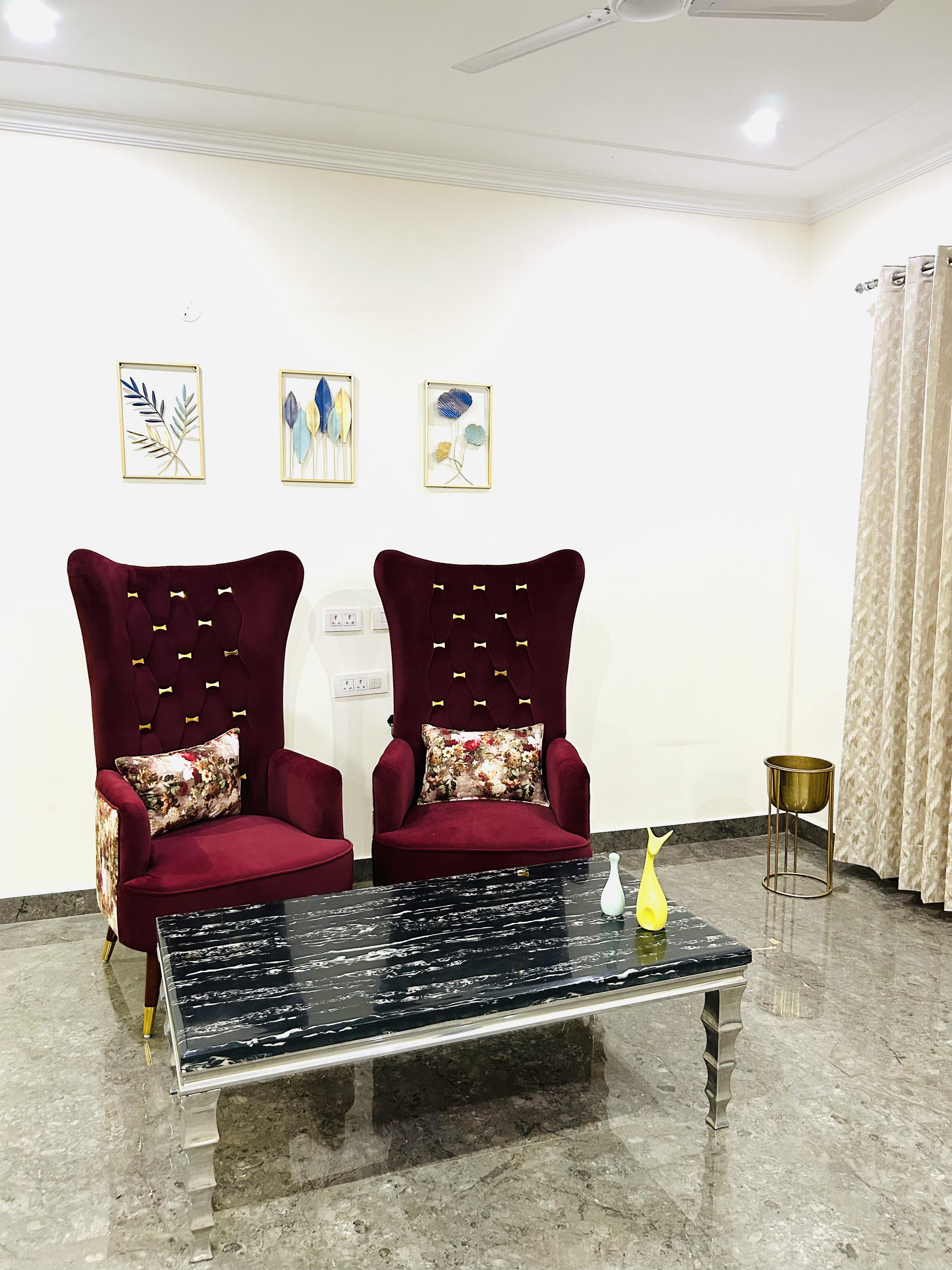 Vaas 2BHk and Terrace: Party Friendly - Tap to explore photos