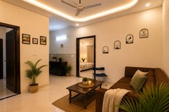 Cozy Lower Floor Apt free Parking Independent