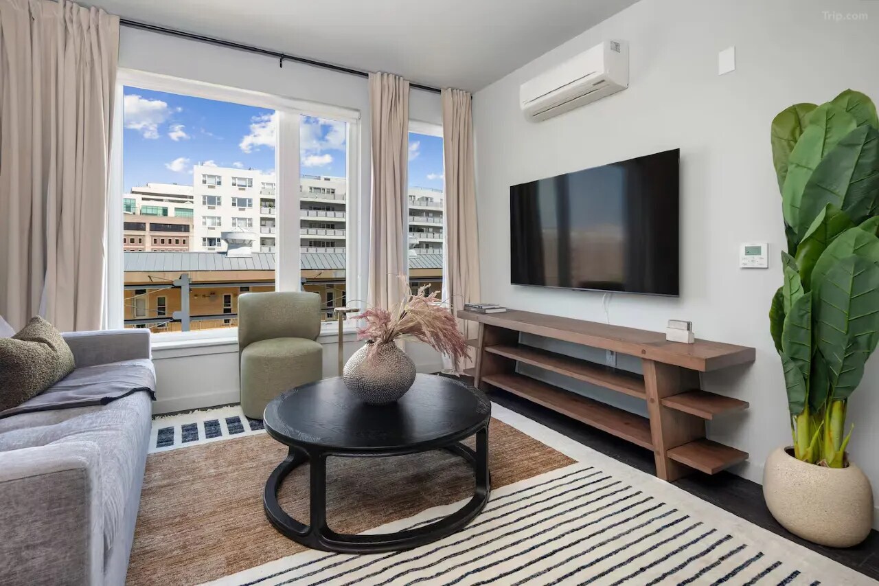 Designer 2BR | Gym, Parking - Tap to explore photos