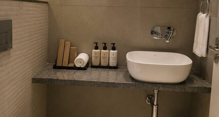 Hiive by Convivial Hotels @Telibandha Raipur Room Type - HIIVE SUITE Hiive by Convivial Hotels @Telibandha Raipur Room Type - HIIVE SUITE