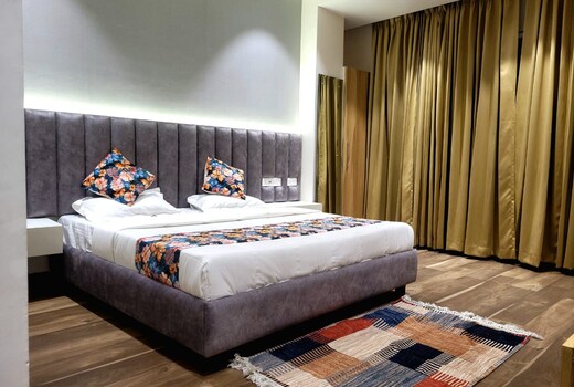 Hotel Alpine Plaza