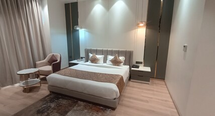 Ram Darbar Near Ram Janambhoomi Room Type - AC Deluxe Room | Attached washroom Ram Darbar Near Ram Janambhoomi Room Type - AC Deluxe Room | Attached washroom