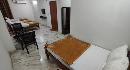 SHREVIK COMFORTS Room Type - City View Deluxe Family Room For 5 Pax