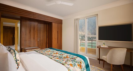 Aloha on the Ganges By Leisure Hotels Room Type - One Bedroom Royal Apartment (Ganges View)