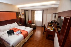 Best Western Plus Makassar Beach