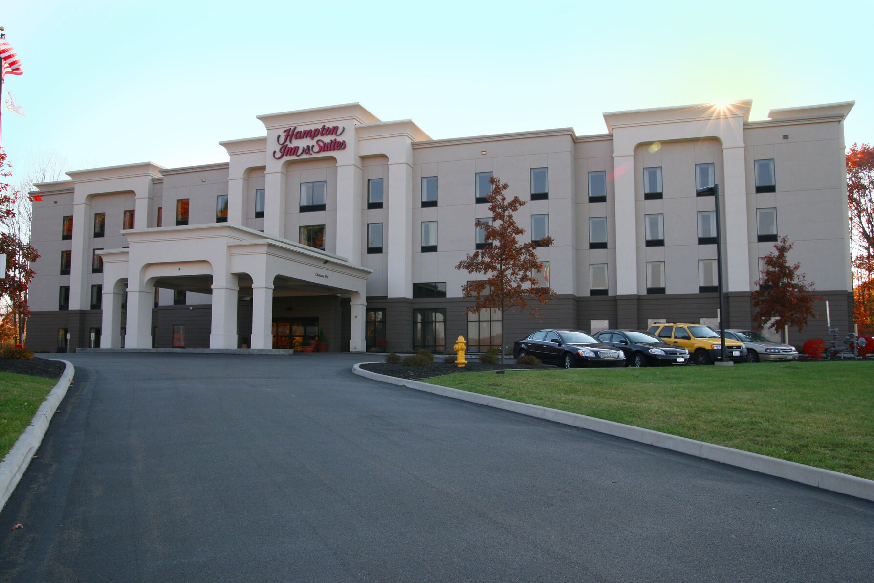 Hampton Inn and Suites Jamestown - Tap to explore photos