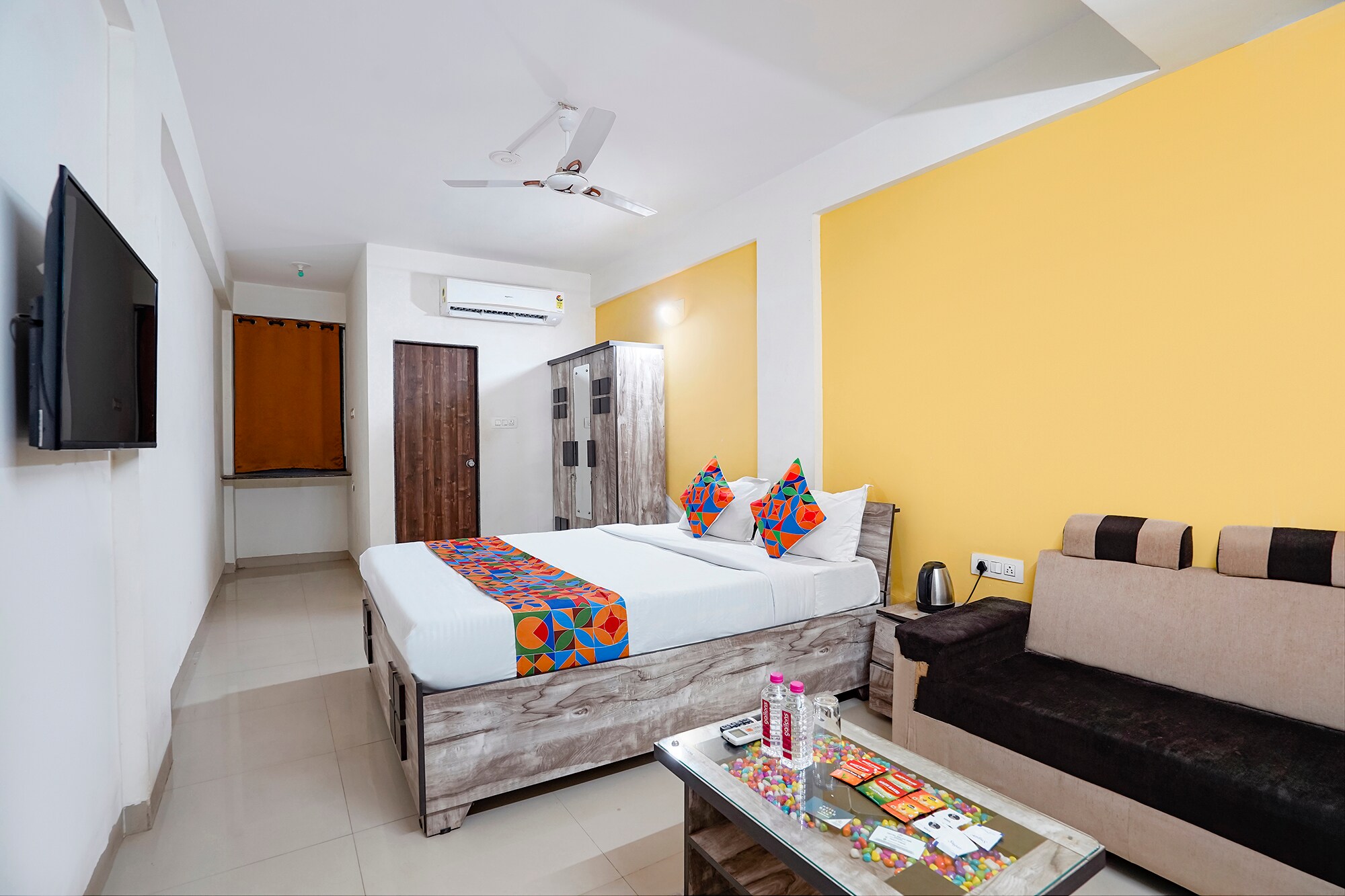 FabHotel Relax - Opp. Hotel Leela - Tap to explore photos