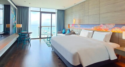 Angsana Teluk Bahang Room Type - Premier Seaview Room - King