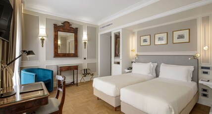 Hotel Canada, BW Premier Collection Room Type - 2 Single Beds, Non-Smoking, Comfort Room
