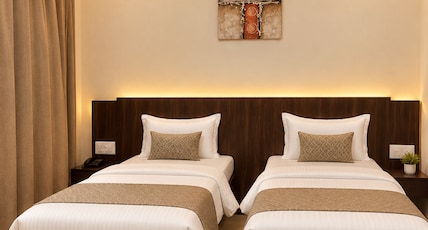 Hotel President Banquet & Lawn Room Type - Deluxe Room With Balcony Hotel President Banquet & Lawn Room Type - Deluxe Room With Balcony