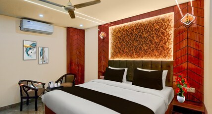 Super Townhouse Dharampur Railway Station Room Type - Classic