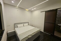 Radharas stay Vrindavan -Homestay in Vrindavan