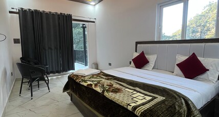 Niwala hotel & restaurant Room Type - Super Deluxe