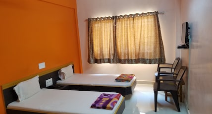 Rajdhani Room Type - Standard Non AC Double Bed Room Rajdhani Room Type - Standard Non AC Double Bed Room