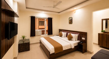 ROYAL CENTRAL HARIDWAR Room Type - Executive Room with City View ROYAL CENTRAL HARIDWAR Room Type - Executive Room with City View
