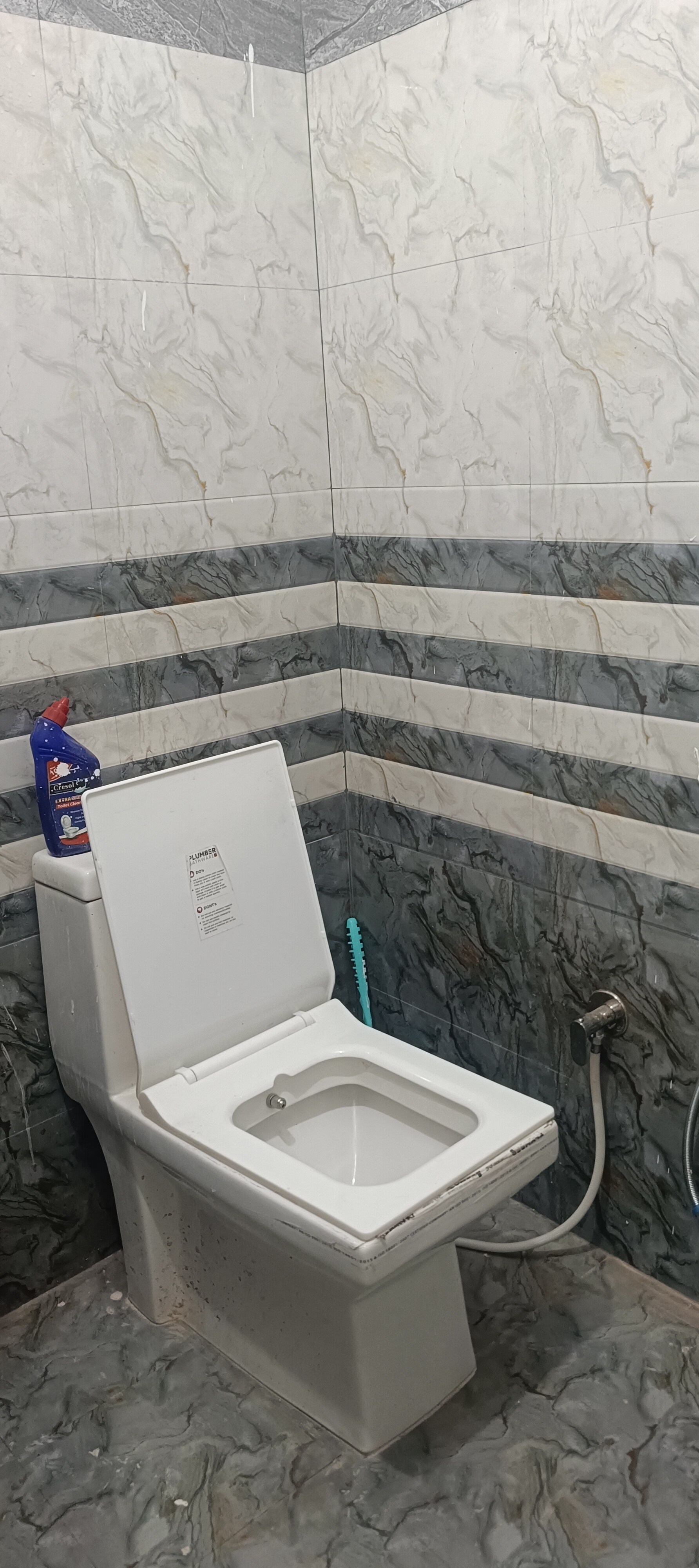Vanikunj Homestay Near Kainchi Dham - Tap to explore photos